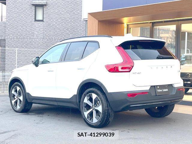 Volvo XC40 2025-01 4051301-18
