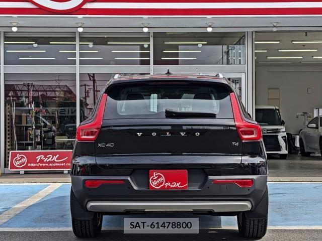 Volvo XC40 2018-11 4141162-4