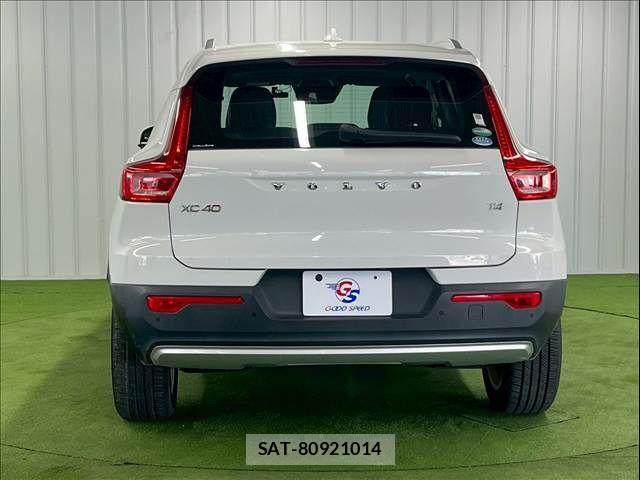 Volvo XC40 2020-02 4424871-13