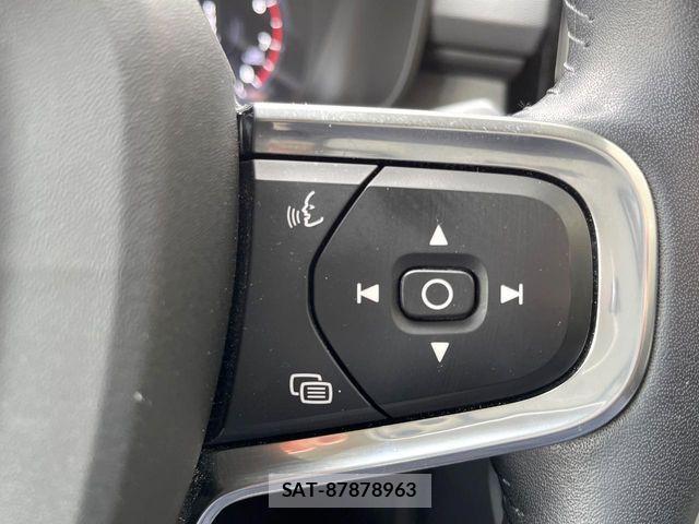 Volvo XC40 2021-07 4604128-11