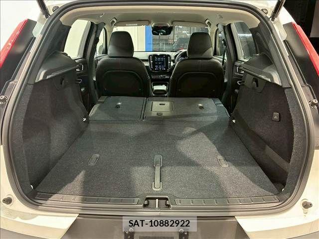 Volvo XC40 2019-03 4759229-10