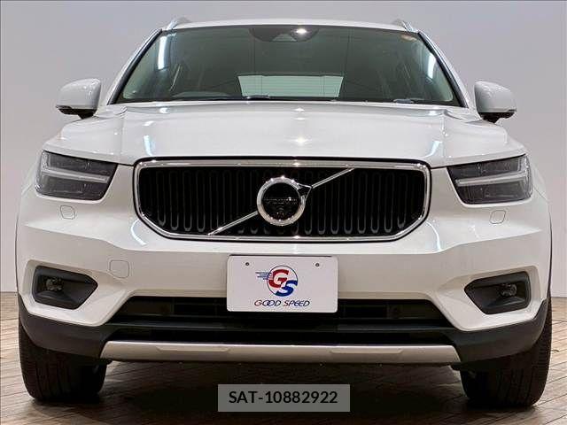 Volvo XC40 2019-03 4759229-11