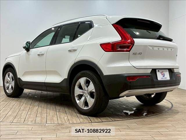 Volvo XC40 2019-03 4759229-12