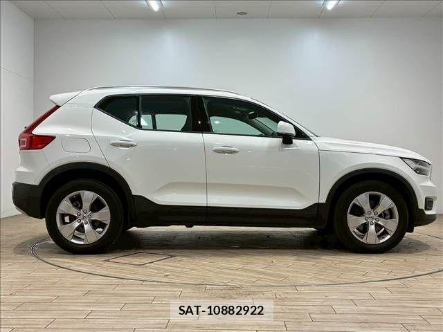 Volvo XC40 2019-03 4759229-13