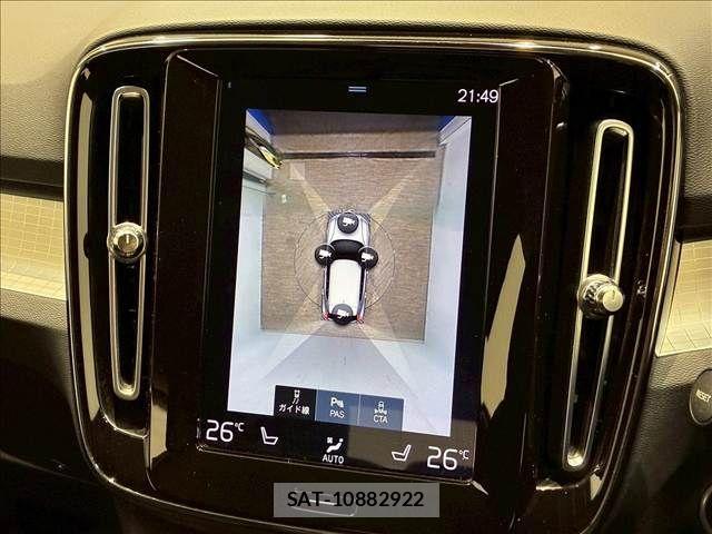 Volvo XC40 2019-03 4759229-3