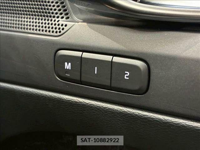 Volvo XC40 2019-03 4759229-6
