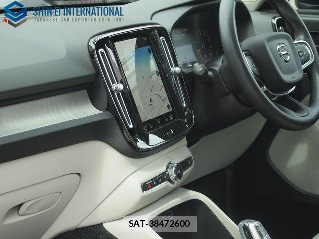 Volvo XC40 2021-05 4759227-12