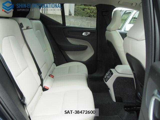 Volvo XC40 2021-05 4759227-7