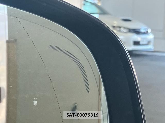 Volvo XC40 2021-11 4993414-17