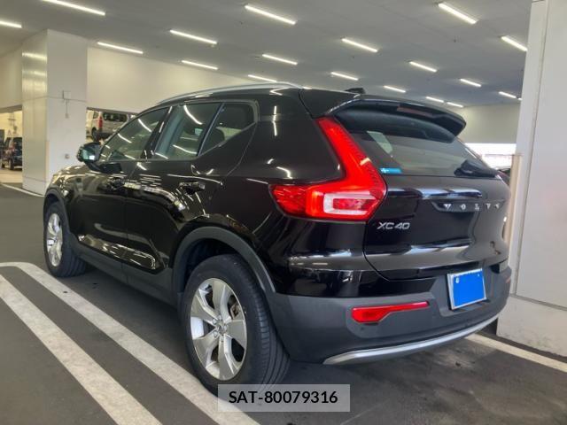 Volvo XC40 2021-11 4993414-2