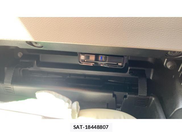 Volvo XC40 2021-10 4993394-24