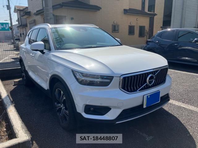 Volvo XC40 2021-10 4993394-3