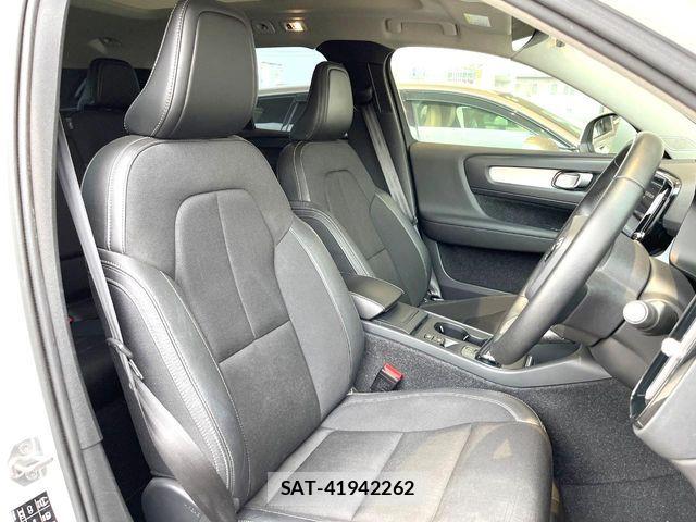 Volvo XC40 2018-12 5882219-11
