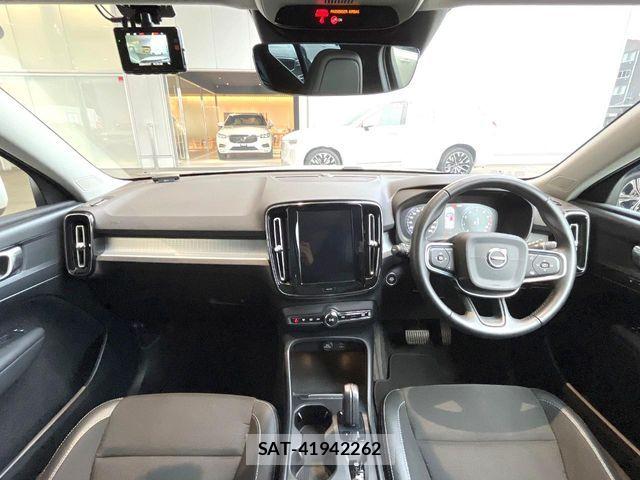 Volvo XC40 2018-12 5882219-1