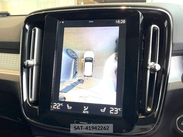 Volvo XC40 2018-12 5882219-6