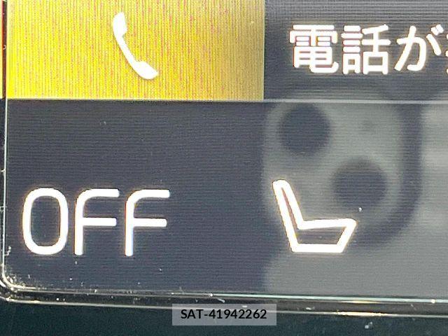 Volvo XC40 2018-12 5882219-7