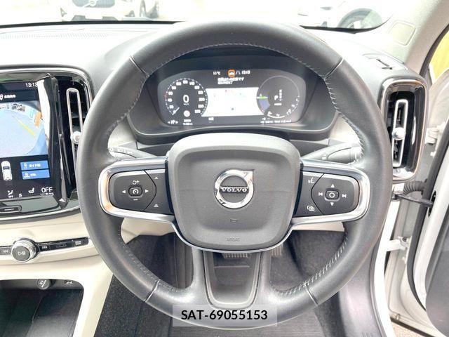 Volvo XC40 2021-06 5882200-11