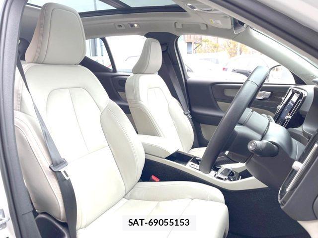 Volvo XC40 2021-06 5882200-12