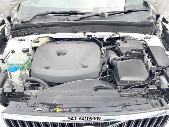 Volvo XC40 2019-05 5882217-18