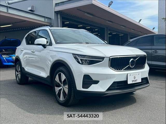 Volvo XC40 2024-10 5882204-15