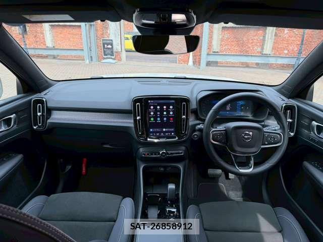 Volvo XC40 2025-03 6022538-1