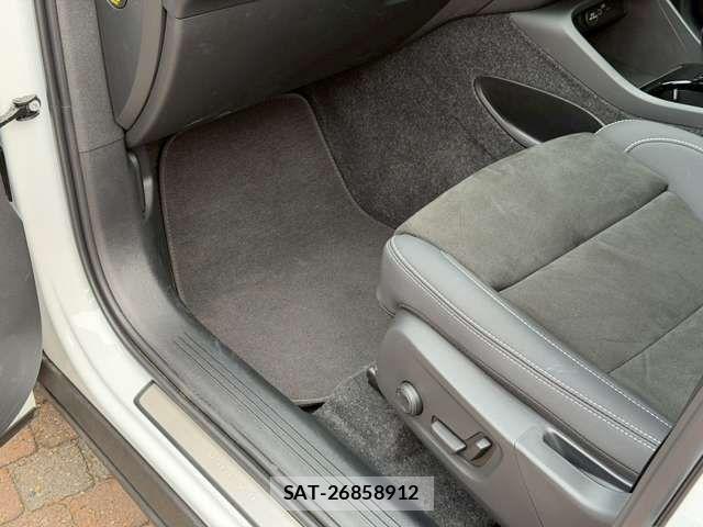 Volvo XC40 2025-03 6022538-7