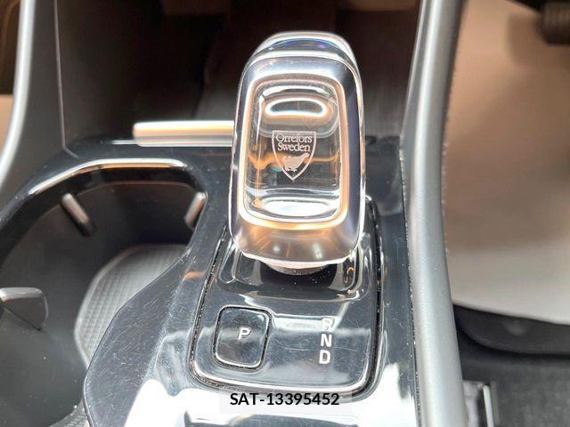 Volvo XC40 2019-02 6220958-11