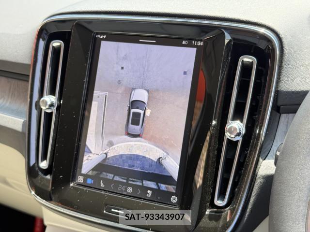 Volvo XC40 2024-04 6504580-10