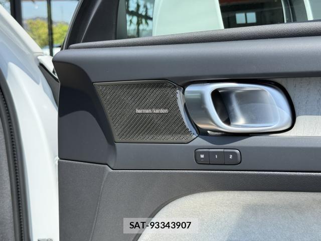 Volvo XC40 2024-04 6504580-20