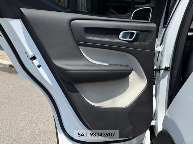 Volvo XC40 2024-04 6504580-28