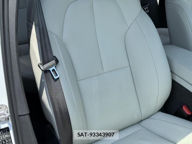 Volvo XC40 2024-04 6504580-5