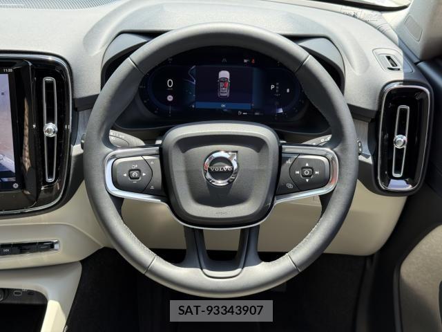 Volvo XC40 2024-04 6504580-8