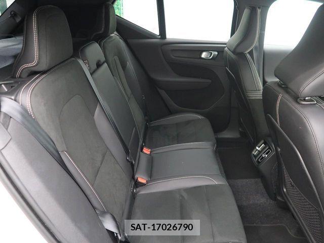 Volvo XC40 2021-08 6504595-17