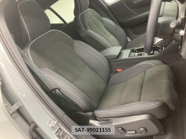Volvo XC40 2024-03 6527963-2
