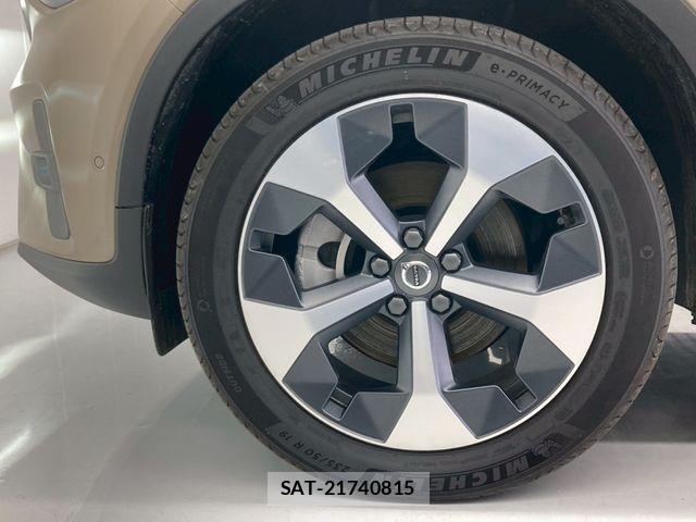 Volvo XC40 2025-01 6527957-14