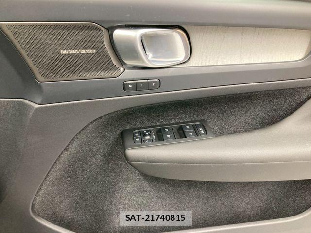 Volvo XC40 2025-01 6527957-18