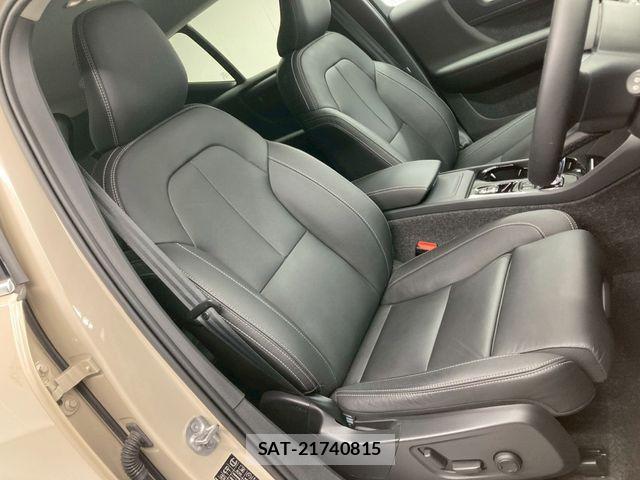 Volvo XC40 2025-01 6527957-2