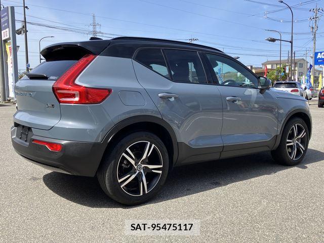 Volvo XC40 2021-05 6615526-2