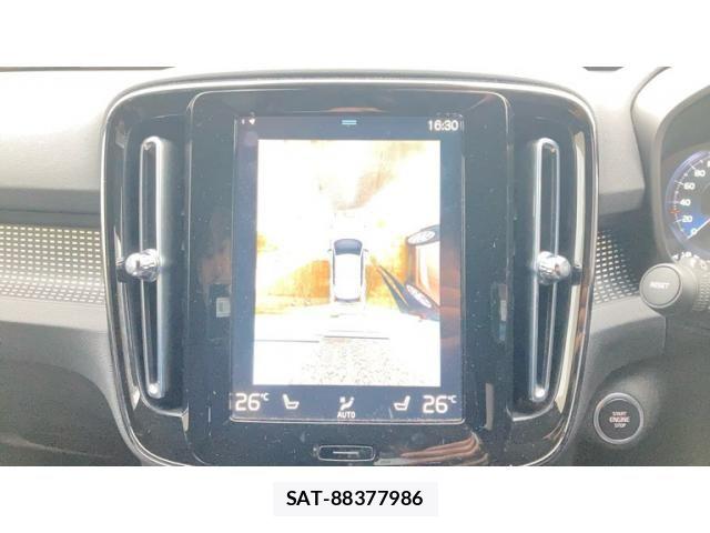 Volvo XC40 2022-03 6615528-17