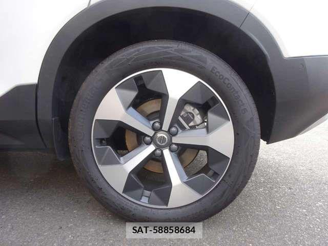 Volvo XC40 2023-03 6615522-12