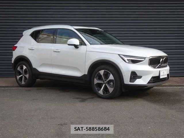 Volvo XC40 2023-03 6615522-4