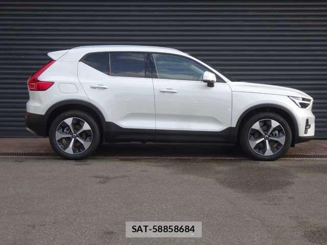 Volvo XC40 2023-03 6615522-5