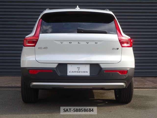 Volvo XC40 2023-03 6615522-7