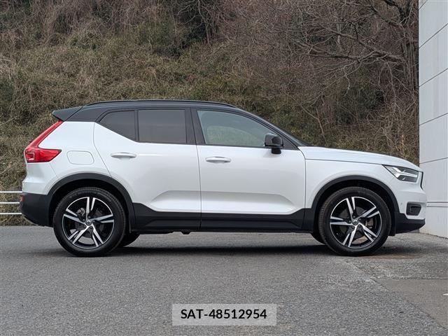 Volvo XC40 2021-03 6678657-3