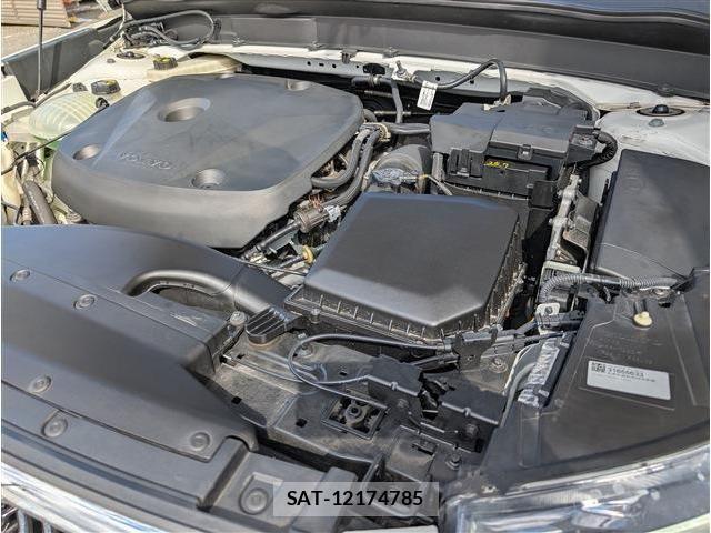 Volvo XC40 2021-08 6678658-19