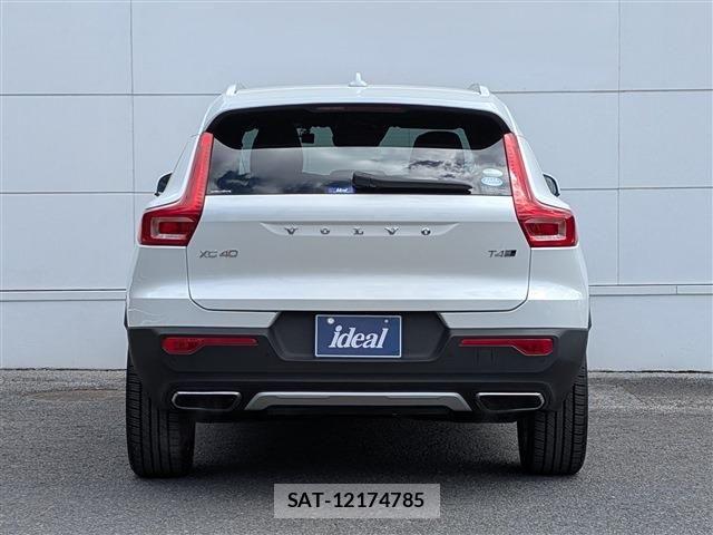 Volvo XC40 2021-08 6678658-5