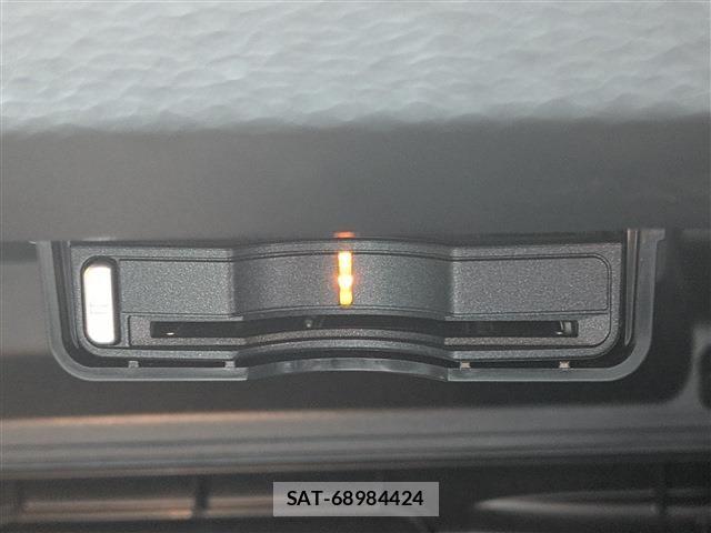 Volvo XC40 2021-09 6678656-18