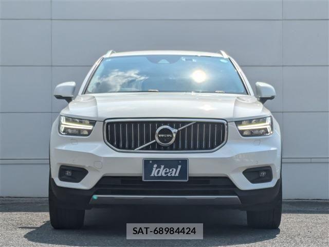 Volvo XC40 2021-09 6678656-1