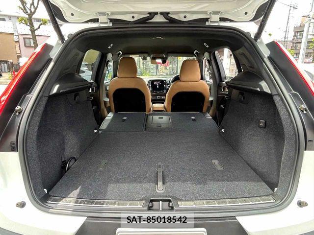 Volvo XC40 2022-07 6717696-20