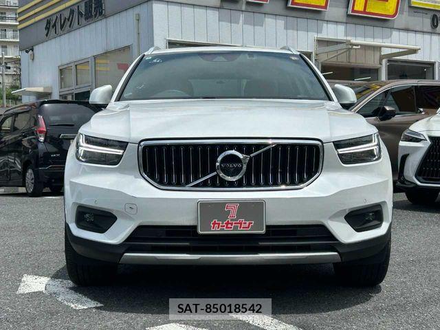 Volvo XC40 2022-07 6717696-24